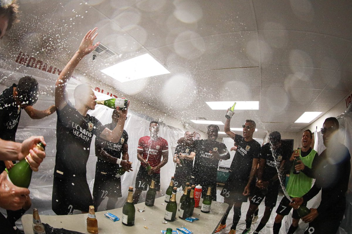 SacRepublicFC's tweet photo. Current Sac forecast: lots of (champagne) showers 🍾

#LFG https://t.co/KYrvjthf8Z