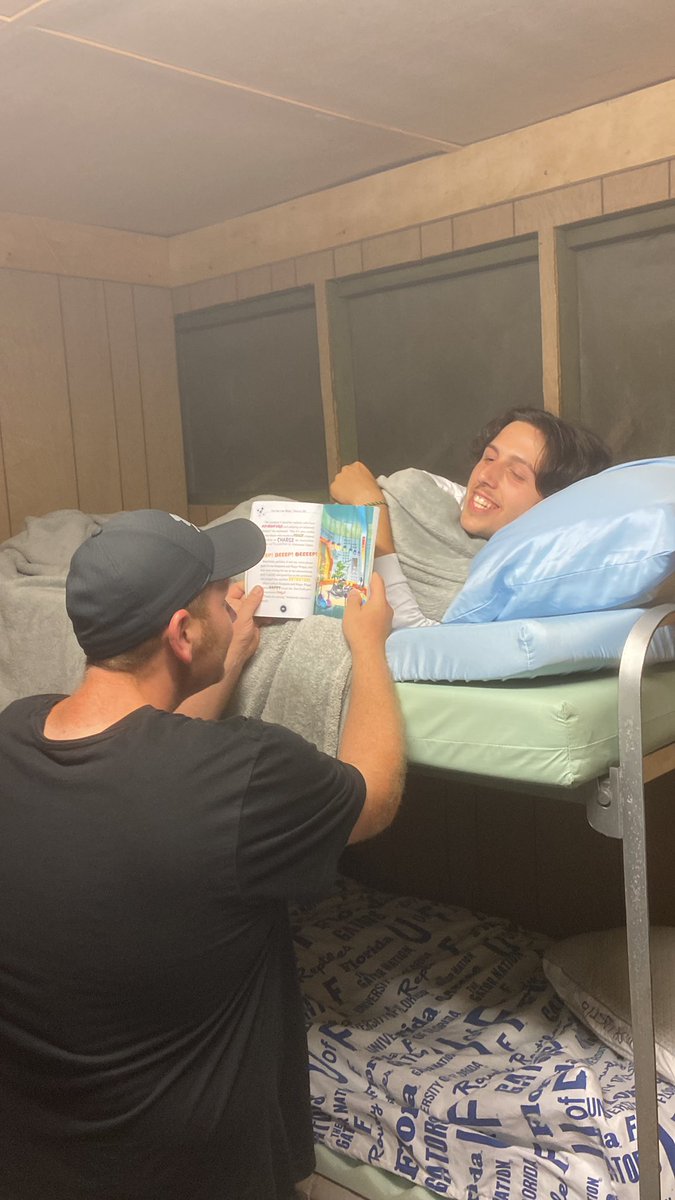 shapsbedisinb16's tweet photo. ATTENTION SHAPPERS: activity director lee is currently reading tshap a bedtime story while tshap lies in his bed that is located in b16 https://t.co/Uiqyp4g94p