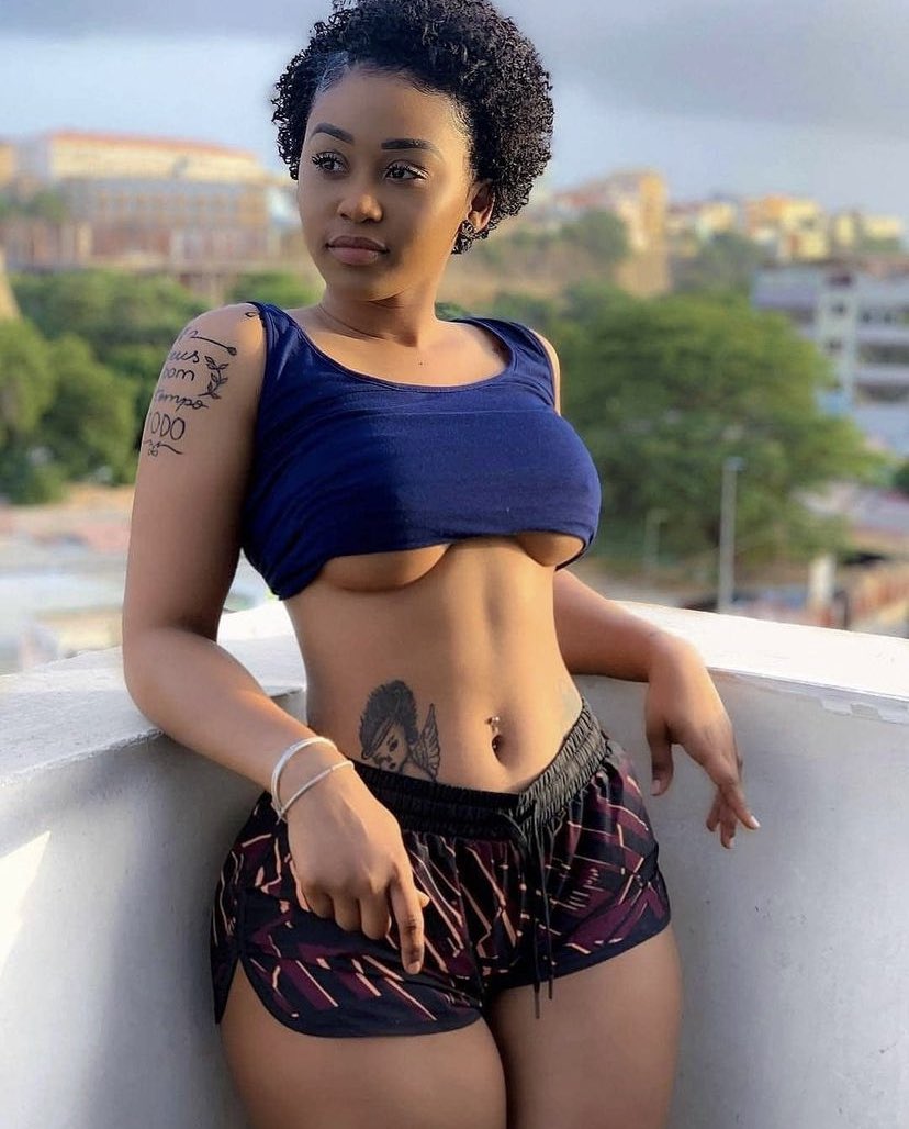 BritzLayla's tweet photo. Good morning let's ply 😋😂😂

THATO Nakedi grootman https://t.co/Ms8Y37OPun