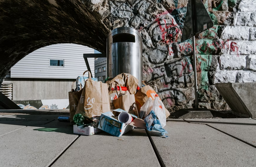 EstateSydney's tweet image. DIY vs. Professional Rubbish Removal Service: What Differs? bit.ly/3Jd8n6x #professionalrubbishremovalservice #rubbishremovalservicesydney #deceasedestatesydney #furnitureremovalservicessydney  #householdrubbishremoval #householdrubbishremovalsydney