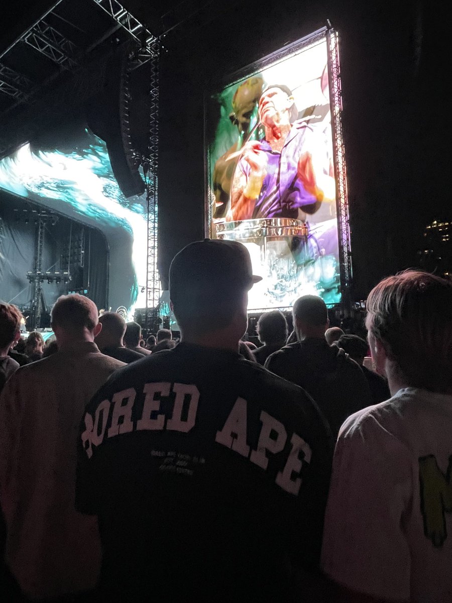 chrisbennett's tweet photo. We out here! ⁦@BoredApeYC⁩ ⁦@chillipipers⁩ 
🌶 🌶 🌶 
⁦ https://t.co/UVYzxPhdgY