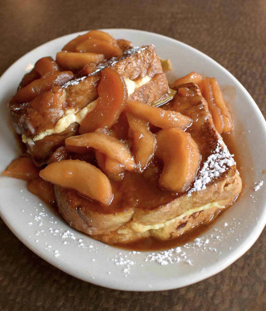 CocoFairfields's tweet image. Stuffed French Toast for the win!