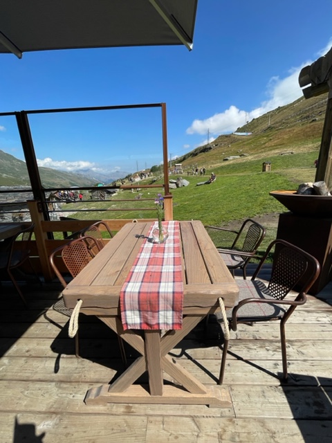 chezpepenicolas's tweet photo. Nouvelles tables Chez Pépé Nicolas.
Le résultat est à la hauteur de nos espérances.
Merci #azurconfort https://t.co/WhmBmkgNOt