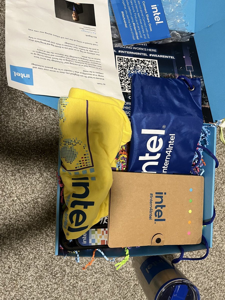 rdverse1's tweet photo. Pleasant surprise from intel :)
#welcomepackage
#intern4intel #iamintel #weareintel https://t.co/seA8MhTcvT