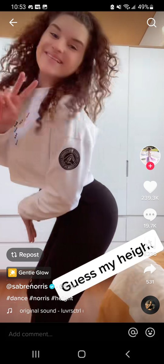 SabreNorris_Fan's tweet photo. I love Sabres big ass 😍 #norrisnuts #sabre #bigbootylover #love #YouTube https://t.co/A9LjYdk7zD