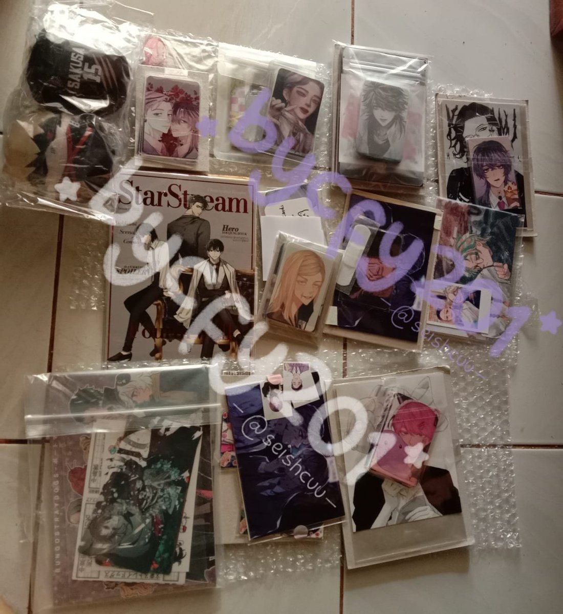 seishcuu's tweet photo. #2O1update
BT04 udah arrived rumah yeaaayyw!π lanjut sorting packing wusssshhhhh~
info tambahan, BT05 + po photocard by okkotsu m bakal turun pelunasan yaaaπͺ https://t.co/bbXNgrfTZk