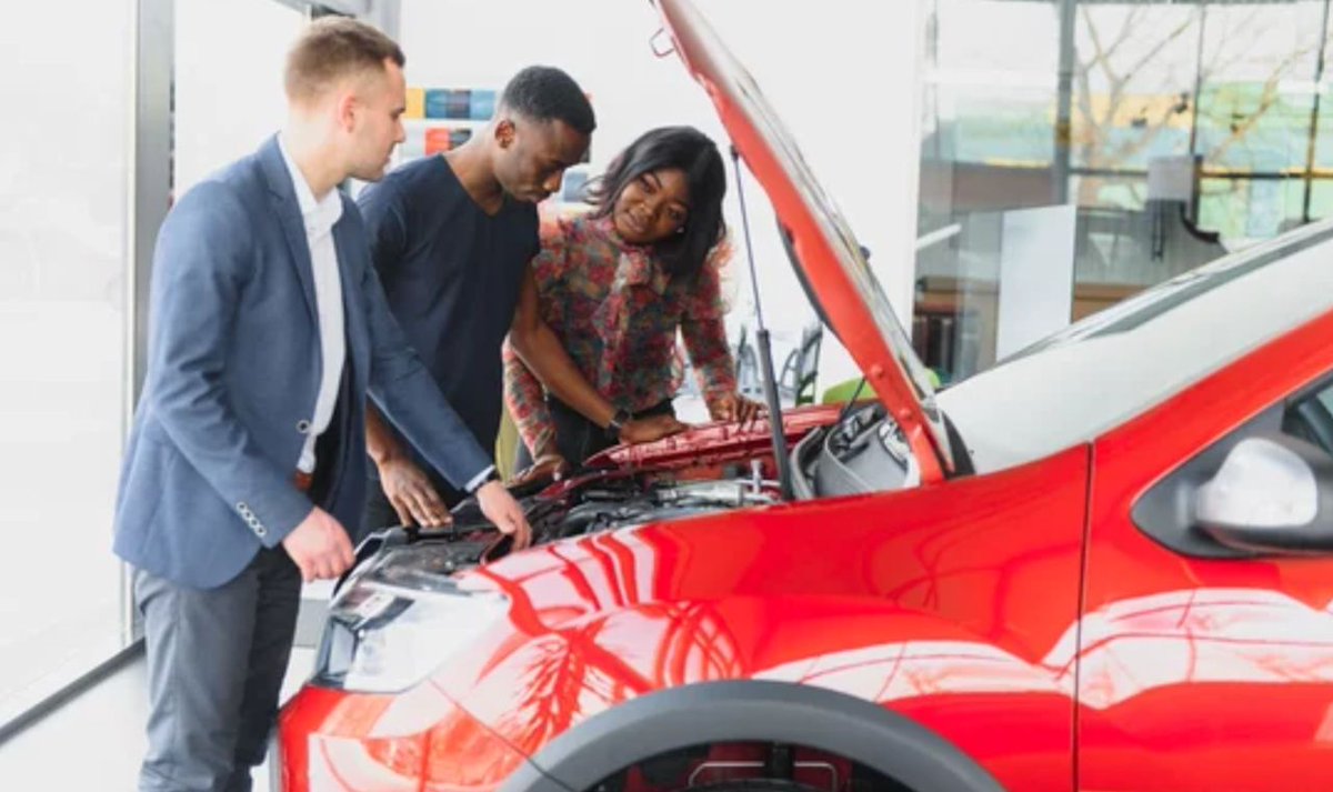 If you want to be a millionaire, you should buy a second-hand car!
In the book The Millionaire Next Door: The Surprising Secrets of America’s Wealthy, the authors studied the behaviour and habits of America’s millionaires.  #newcar #secondhandcar

mayaonmoney.co.za/2022/07/video-…