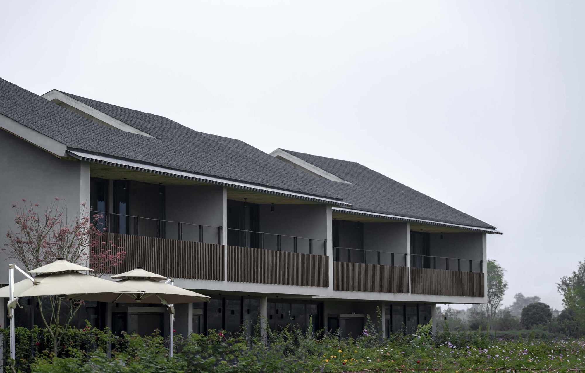 architecture on Twitter "Chengdu Swan Lake Boutique Hotel / We&Arch