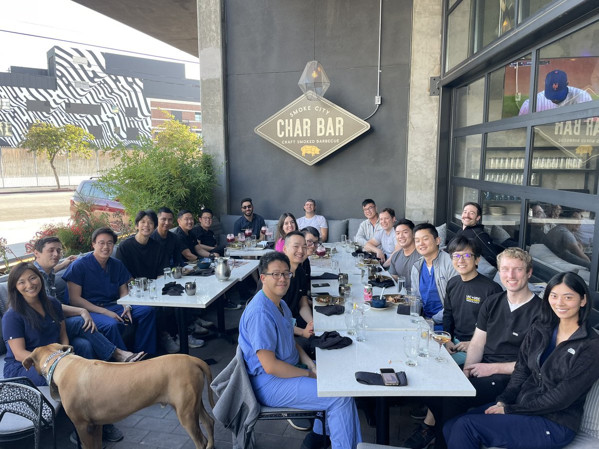 Cheers to a successful first happy hour with an all star showing from our newest R1s! #radres #uscrad @KeckMedUSC @RadiologyUSC #radiology #happyhour