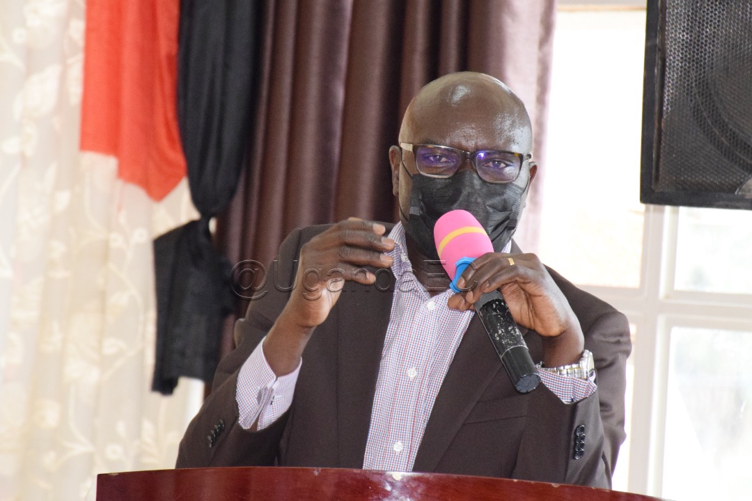 UgandaEC's tweet photo. The EC calls upon the electorate, and all stakeholders in the Soroti City East Member of Parliament by-election to address all the complaints/ queries through the provided toll-free lines below for prompt handling:

0800300121
0800300122
0800300125

0392745203 (not toll-free). https://t.co/Gq88gMDfkU
