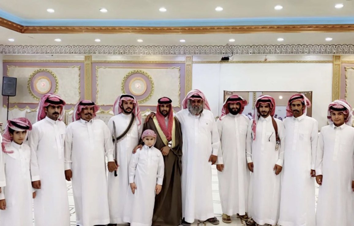 alsowal1's tweet photo. صور من حفل زواج ابن القبيلة الشاب / محمد بن شالح بن شافي الصايلي السبيعي ، والذي اقيم يوم الاربعاء الموافق 1443/12/28 هـ
.
سائلين المولى له التوفيق والسداد 
#الصول #بني_ثور #سبيع https://t.co/FkY65ZdjkV