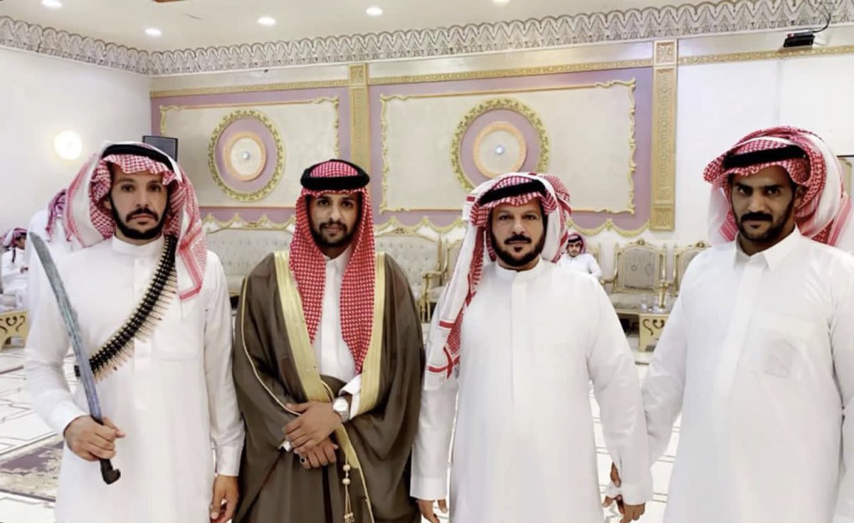 alsowal1's tweet photo. صور من حفل زواج ابن القبيلة الشاب / محمد بن شالح بن شافي الصايلي السبيعي ، والذي اقيم يوم الاربعاء الموافق 1443/12/28 هـ
.
سائلين المولى له التوفيق والسداد 
#الصول #بني_ثور #سبيع https://t.co/FkY65ZdjkV