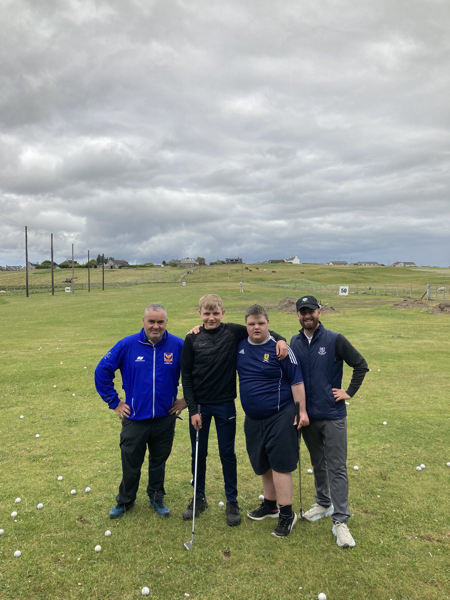 SportOuter's tweet image. ⛳️ Scottish Disability Golf Coach Brad Ferguson and Scottish Internationalist Kenny “Kuna” Morrison introduced the sport to some of our locals yesterday 😁👏 Great fun was had by all 🏌🏻‍♀️ The session took place @backfrc driving range.