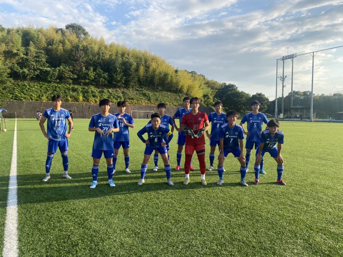 ipusoccer2007's tweet photo. 令和4年7月28日(木)【試合結果】
.
🏆 #Iリーグ中国6節
🆚 #環太平洋大学Cvs福山大学C
.
前半 2-1
後半 0-3
合計 2-4
.
【得点者】
8#森川 吏玖 (#坂出第一高等学校)
10#イジンヨン(#神村学園)
.
コロナ感染防止対策を徹底し活動しております。
#kanko
#鏡野温泉
#Carworks
#萩原工業 https://t.co/Vr8BhE4yUE