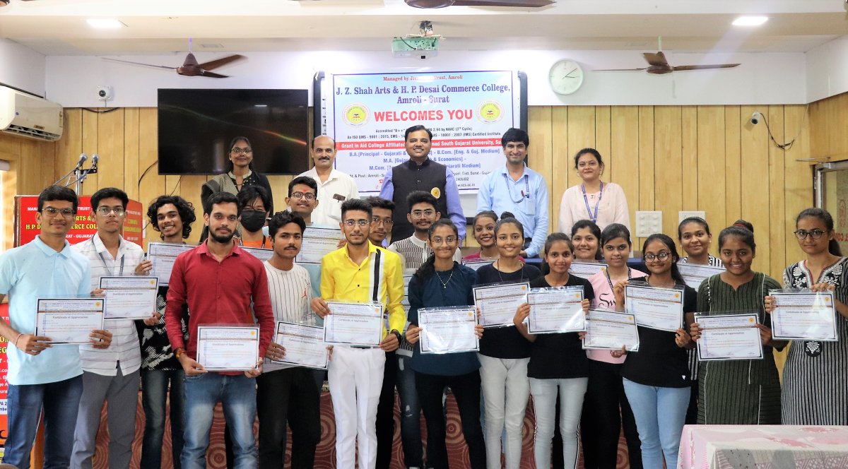 amroli10's tweet photo. Date :- 28/07/2022,Thursday ; “Inter College Story Writing Competition”.
.
.
.
.
.
#amrolicollege #Bestcollege #Topcollege #JZShah #HPDesai #StoryWriting #StoryWritinglover #StoryWritingCompetition #InterCollegeStoryWritingCompetition https://t.co/Ofw7TE4RGW