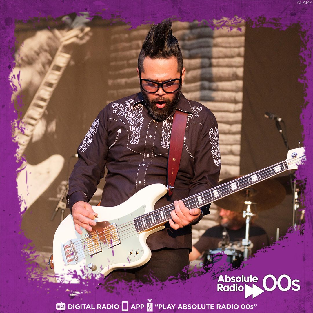 Happy birthday to one of the 00s coolest guitarist, Taka Hirose!

The man is 55 today! 