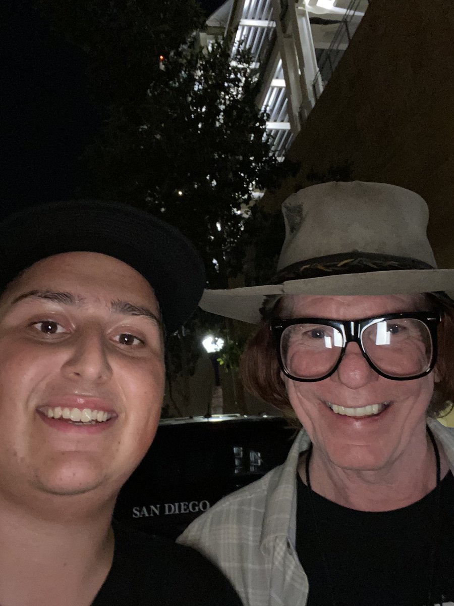 Me: Excuse me, are you Bob Forrest?

Bob Forrest: Indeed I am.

Me: May I get a picture?

Bob: Sure.
Hell of a show the boys out on tonight, right? (Just saw RHCP)

Me: Couldn’t have said it better Bob.
Thanks so much, enjoy your night.

Bob: Take care, my friend.

Holy shit.