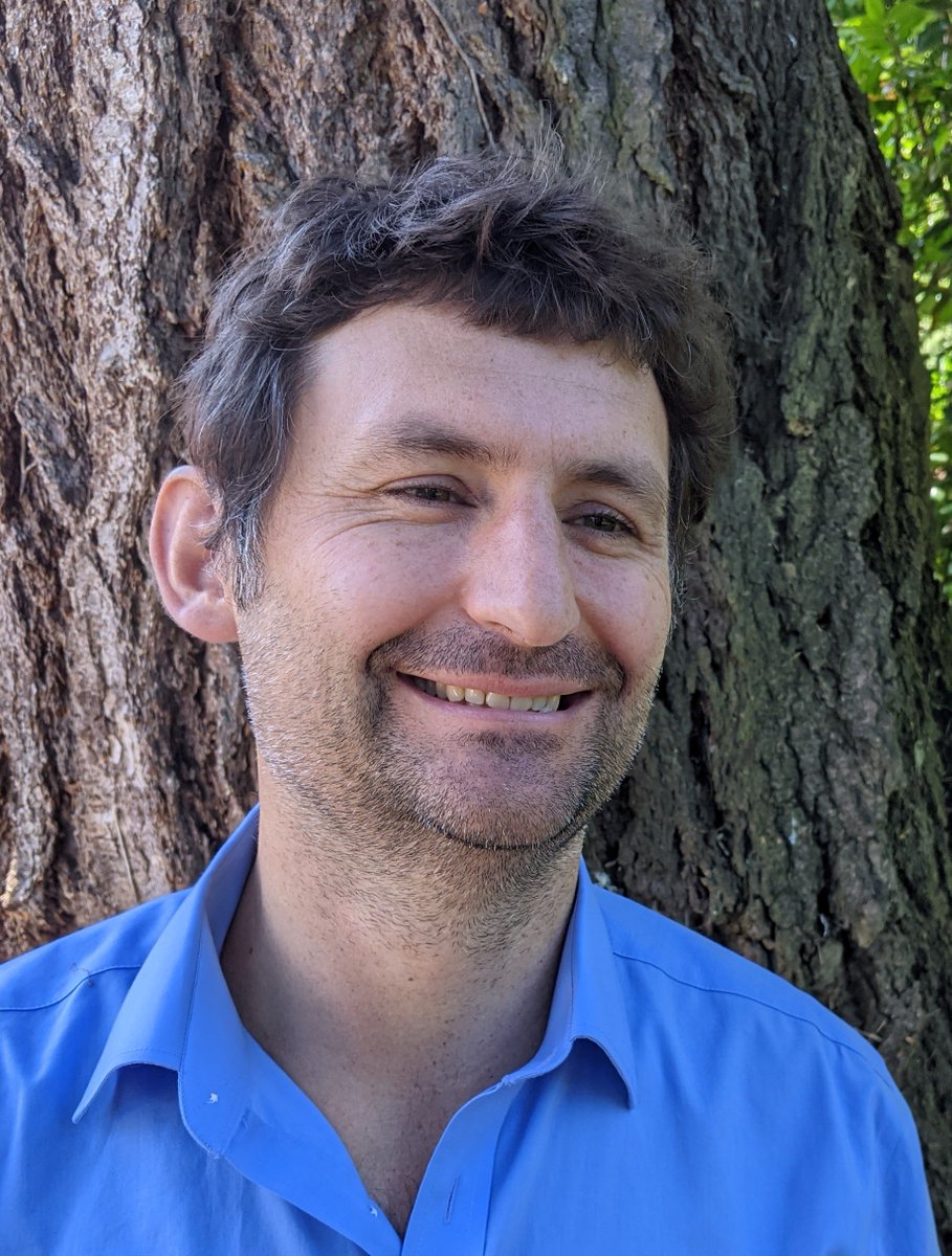 🚨 PI SPOTLIGHT 🚨 Shannon Boettcher is the founding director of the Oregon Center for Electrochemistry. His team at the University of Oregon is solving basic to applied problems in electrochemical energy storage and interfacial materials science  <a href="/OregonEChem/">Oregon Center for Electrochemistry</a> <a href="/BoettcherLab/">Boettcher Lab</a>