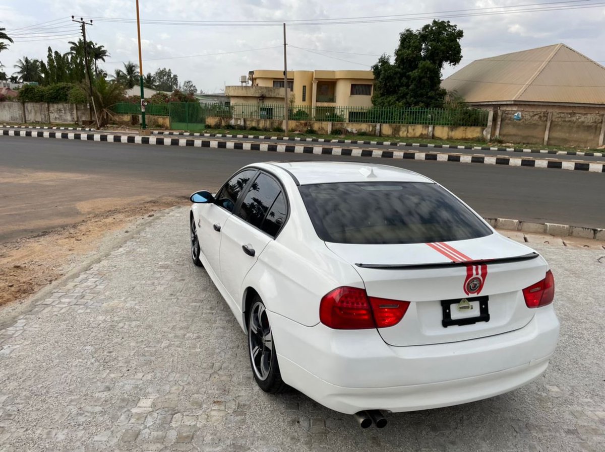 autocars_ng's tweet photo. FOR SALE !!
EXTREMELY CLEAN NIGERIA USED BMW 3-Series 2008
MODEL WITH ORIGINAL CUSTOM DUTY SELLING FOR 3m 
LOCATION: Kaduna 

#Gistlover #Neighbours #ASUU #BBNaijaLevelUp #bmwclassics #BMW #Ameachi #Kaduna #Intherough #Machala #SayNoToOkadaBan #Waspapping https://t.co/YMJxjJlKt9