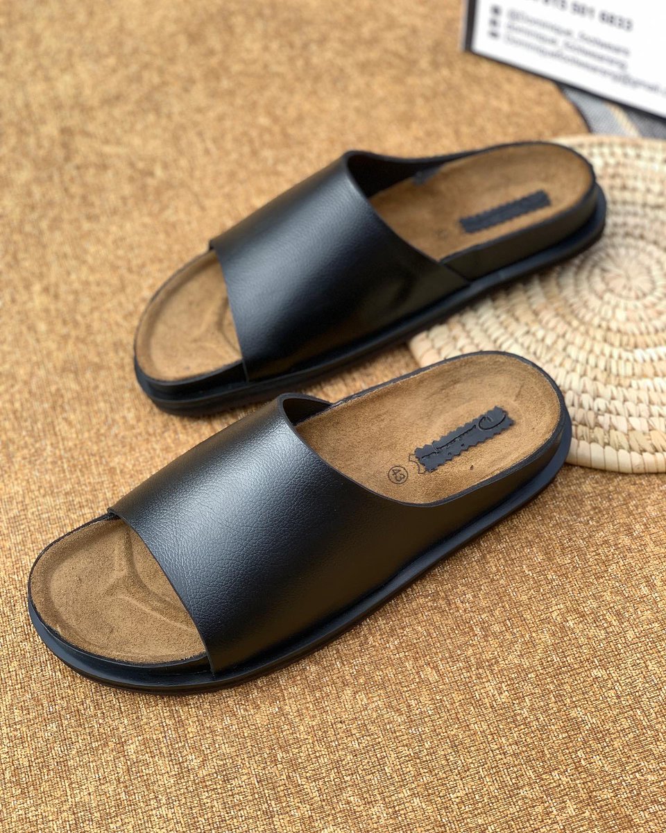 We make the best shoes in Africa. 
•
Send a message or WhatsApp: 08155016833
•
#Myaccessbank #access_more #Access