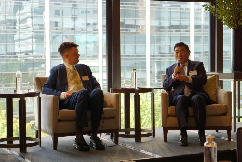 eicn_global's tweet image. Check out the #glimpses from our event in #Seoul that brought together experts to discuss relations between the Republic of #Korea and the People&apos;s Republic of #China, and what their improvement or worsening could meant for businesses.

To know more 👉 econ.st/3oykT7d