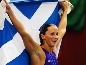 All the best to #TeamScotland and #Scottishswimming at the Commonwealth Games! Throwback to Manchester 2002…🥇