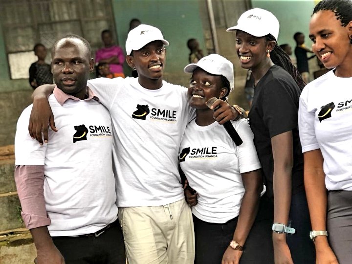 MRwakanuuma's tweet photo. This saturday 30th July 2022 we are at Kiba &amp; Bikisa baby care homes .
To visit babies with cancer illiness,
Under the theme of "Giving hopes
 to those who have lost it"
#Smilefoundationuganda
@HRwakanuma 
@HonAruhoBrian https://t.co/NiHfiPNkxH