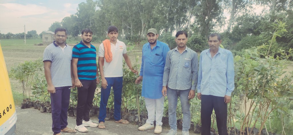 🌴🌳🌲विश्व प्रकृति संरक्षण दिवस के अवसर पर पर्यावरण मित्रों को पेड़ पौधों के प्रति जागरूक किया 🌴🌳🌲🙏