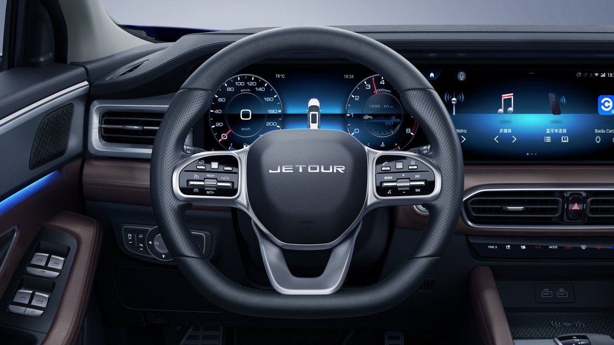 JETOUR_Global's tweet photo. Wrapped in slush molding, the soft-skinned #Jetour instrument panel will reflect your refined taste. #X90PLUS https://t.co/T54WtH6JFJ