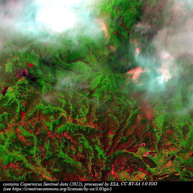 Between #Asturias and #Galicia, the #Cantabrian Range is burning as many other territories of #Spain and #Europe. 
Active #fires are visible in bright red tones whereas the #burnt soil is in dark red tone. 
July 2022 #Copernicus #Sentinel2 acquisition
