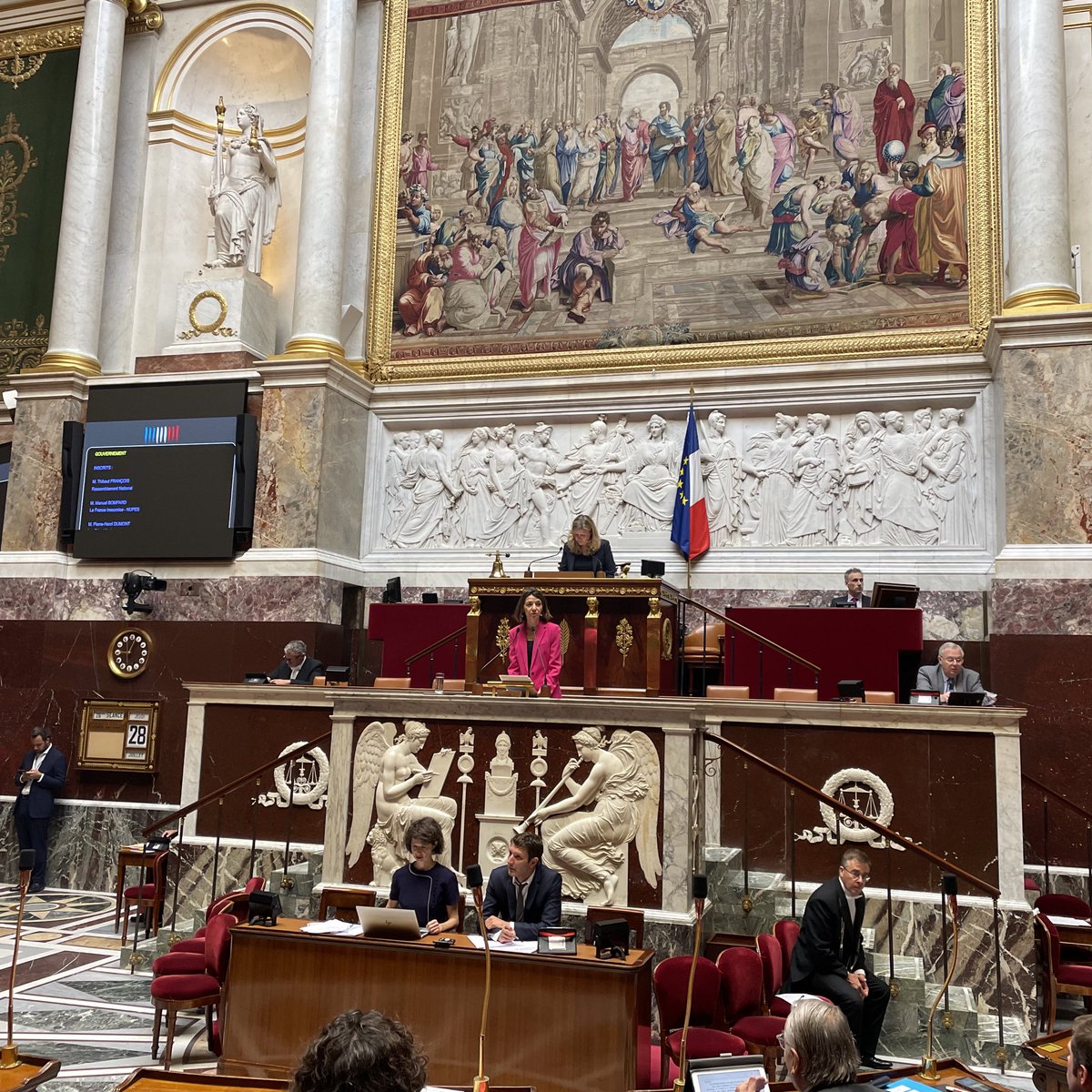 Nous faisons ce matin le bilan de la #PFUE2022 en présence de @LaurenceBoone. 

Une réussite unanimement reconnue sur tout le continent 🇪🇺 ! 

Grâce à @EmmanuelMacron la France est de retour en Europe. #DirectAN