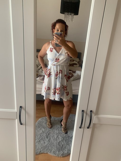 Danke f&uuml;r das sch&ouml;ne Geschenk 🎁 hab mich sehr gefreut 💋 https://t.co/uUWdIzNI0t<a href="/tag/sperma"class="tags"><span>#sperma</span></a><a href="/tag/spass"class="tags"><span>#spass</span></a><a href="/tag/hannover"class="tags"><span>#hannover</span></a>