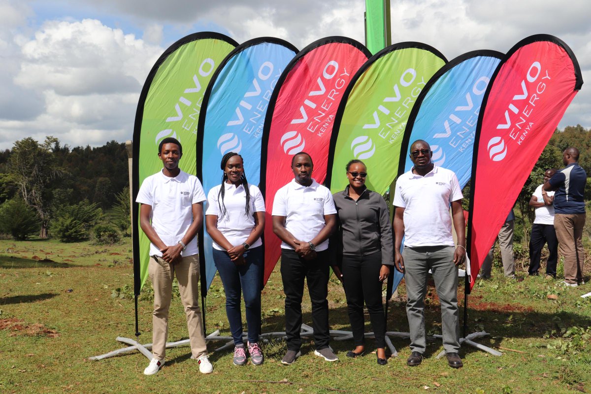 vivoenergykenya's tweet photo. @NETFUNDkenya @AngelaMunyua @H3Thomas @BernardNdong @lynnwanjiruk @ItsLynnie @mboyar4 @andrewwaititu @anyambakago @blacknyeusi @JoanneN1 Vivo Energy Kenya staff members took part in this exercise as we joined other like-minded individuals to plant trees at the Kaptagat forest. #EnvironmentConservation @NETFUNDkenya https://t.co/yGcD7WH45F
