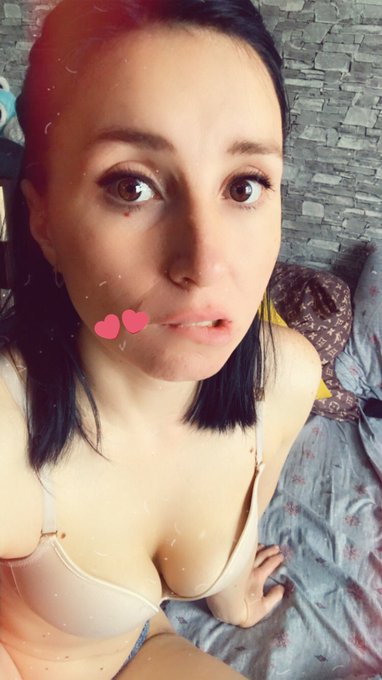 Сегодня мне приснился сон, как будто меня трахает здоровенный волосатый мужик&hellip; хотя нет, это был не сон😉<a href="/tag/%D1%81%D0%B5%D0%BA%D1%81"class="tags"><span>#секс</span></a><a href="/tag/%D0%BD%D1%8E%D0%B4%D0%BF%D1%8F%D1%82%D0%BD%D0%B8%D1%86%D0%B0"class="tags"><span>#нюдпятница</span></a>