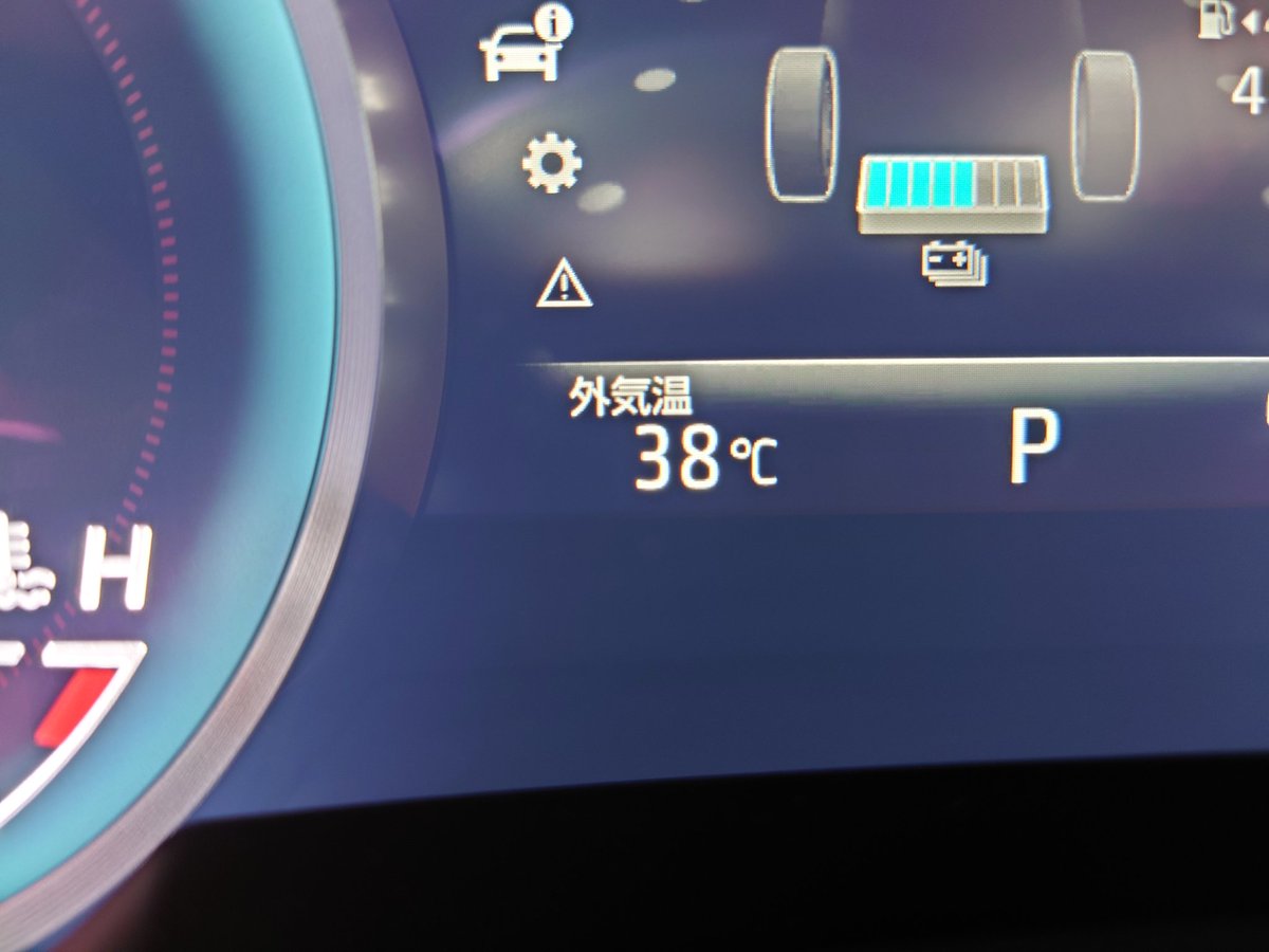 下がるどころか更に暑く溶けそう…。