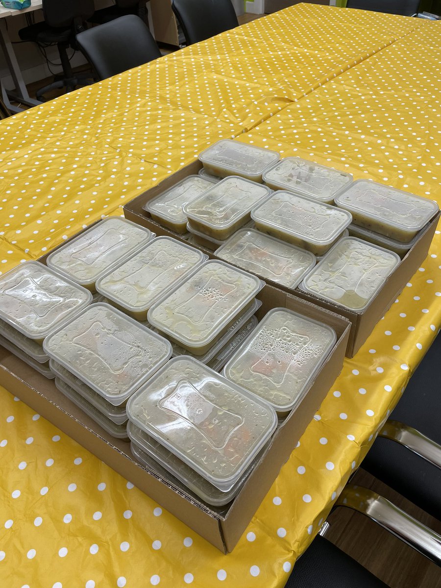 NeaW_LAC (@neaw_lac) on Twitter photo Massive thank you to <a href="/omyogahudds/">OmIsWhereTheHeartIs</a> for donating the lovely soup for the community cafe! Really appreciated by all.. 😊 #communityspirit Massive thank you to <a href="/omyogahudds/">OmIsWhereTheHeartIs</a> for donating the lovely soup for the community cafe! Really appreciated by all.. 😊 #communityspirit