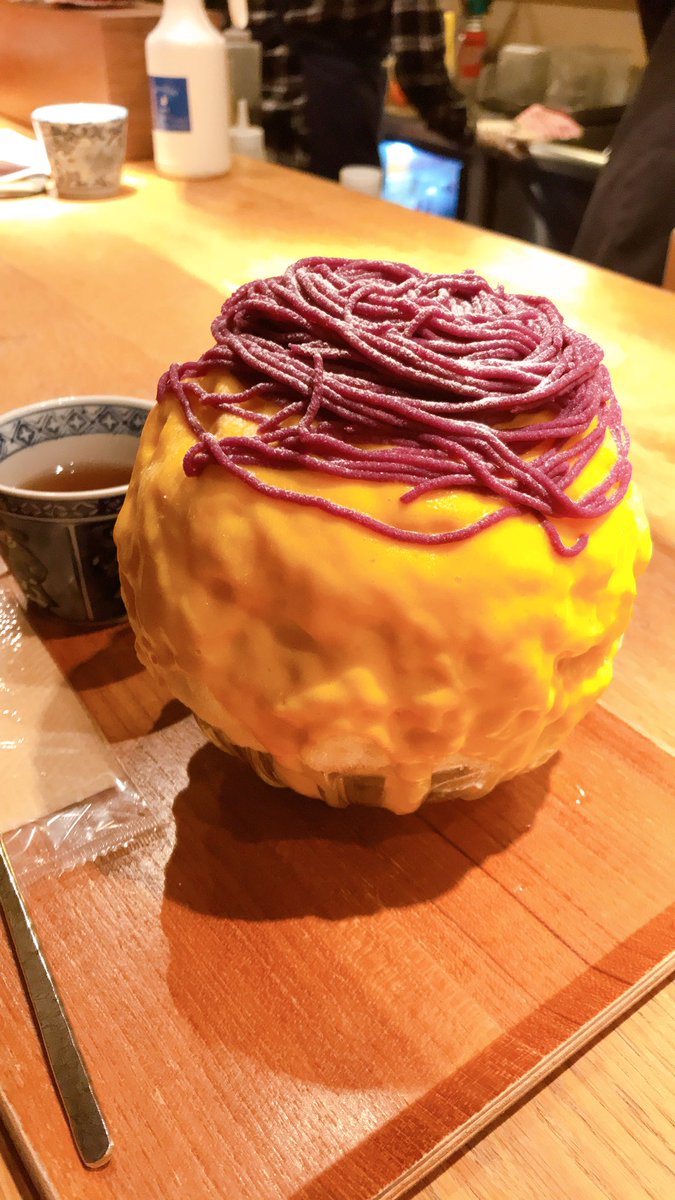 _CASPEL's tweet photo. こんばんは🌟
RINA @rina_tsutsumi です🙋‍♀️

お題：おすすめのかき氷🍧
そんなに詳しくないですが
私が食べたことがあるお店をご紹介💁‍♀️

①浅草・浪花家
②③吉祥寺・氷屋ぴぃす
④目白・志むら

芋栗かぼちゃばっかり食べているのがバレるラインナップ🤦‍♀️🎃
最近行けてないので行きたいな！ https://t.co/2wSQ7lj1XP