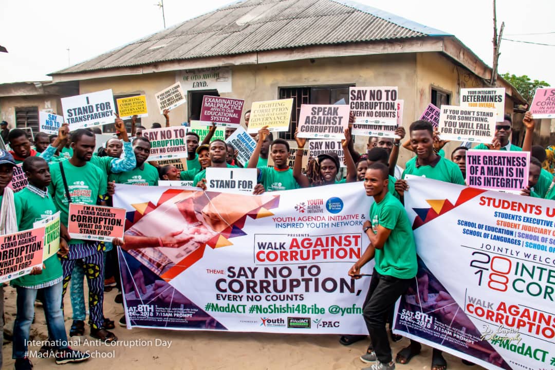 InspiredYouthNt's tweet photo. #MadActInMySch project was aimed at training students in 5 tertiary institutions in Lagos to become anti-corruption advocates promoting the fight against examination malpractice, bribery and sex for grade in their schools.

#TBT
#MadACT
#NoShishi4Bribe
#SayNoToCorruption
@YAFng https://t.co/TynYPcfpmZ