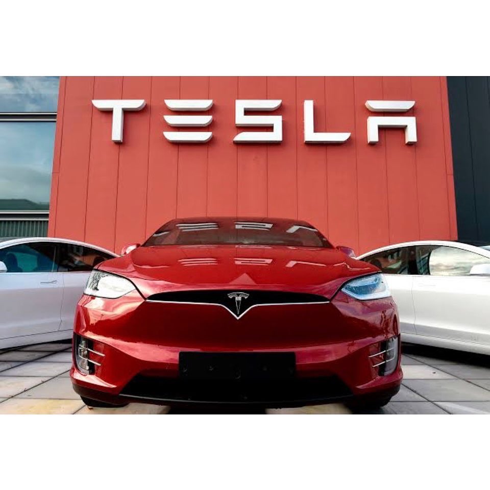 blended_tech's tweet photo. Electric cars are trendy because of billionaire moguls like Elon Musk, but as Newton said those who have seen further have done so by standing on the shoulders on giants. Today we introduce one such giant named William Morrison from the US who invented the first electric vehicle. https://t.co/l4W2Z0UUmR