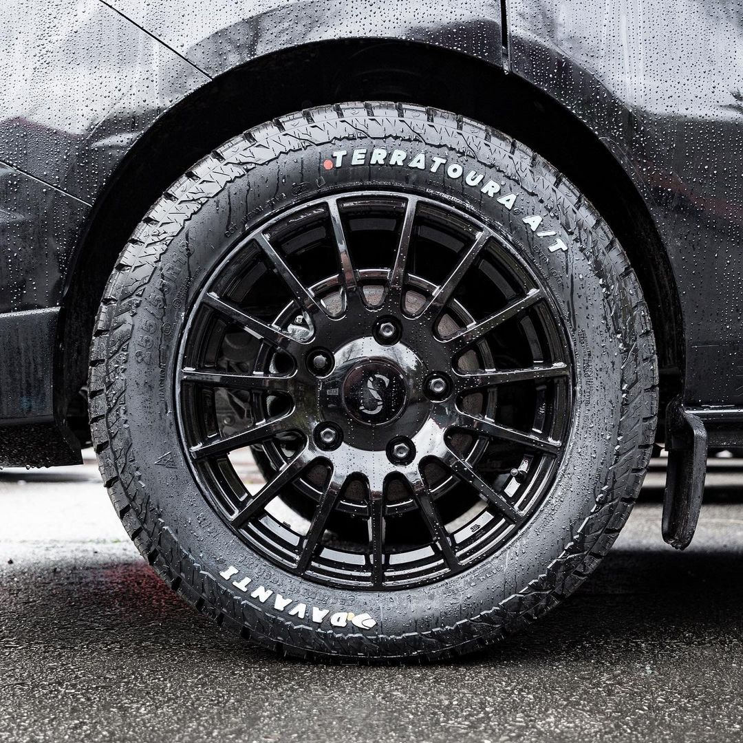 Davanti_Tyres's tweet image. 🟠 #Terratoura A/T ╳ Sterling Automotive ⚫

#AdventureBeckons #AllTerrainTyres #AllTerrainVehicle
