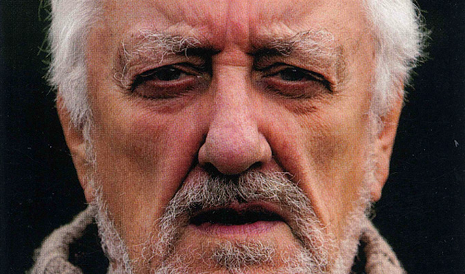 chortle's tweet photo. Bernard Cribbins dies at 93 |  https://t.co/ZiUfG8THfw https://t.co/RIxiJT6pRw