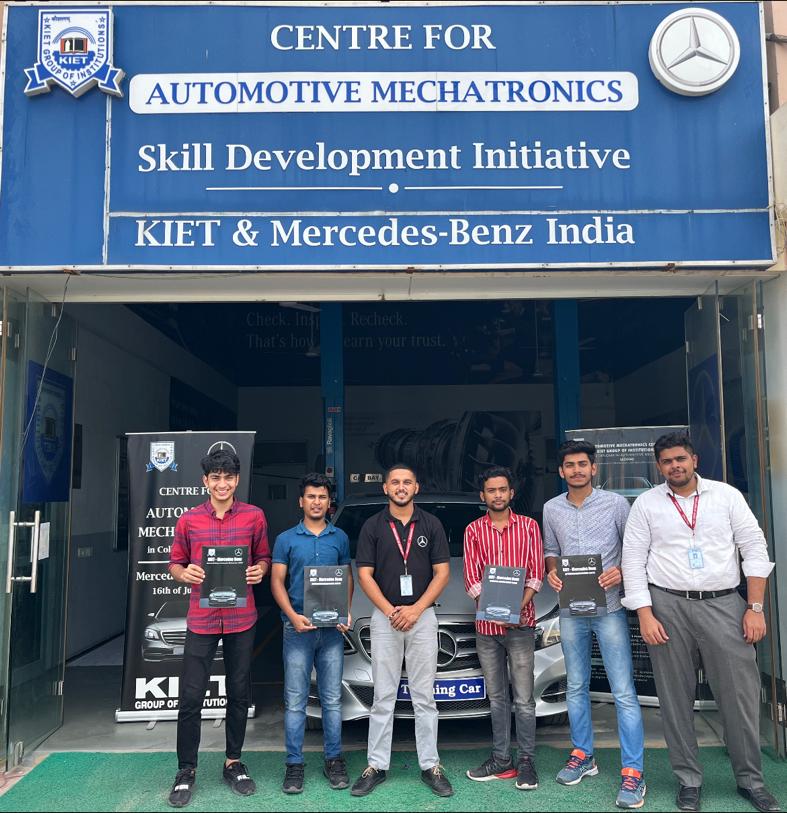 Kiet_edu's tweet photo. #Centre_for_Automotive_Mechatronics - #KIET_Group_of_Institutions organized a 2-week #training_session from 18th - 27th July 2022 (a 90-hour duration course) for the https://t.co/Ol1nNUGdGG. (ME) 4th-semester students of #UKTU (IT Gopeshwar, Government college of Uttarakhand). https://t.co/FPVSpjocHK
