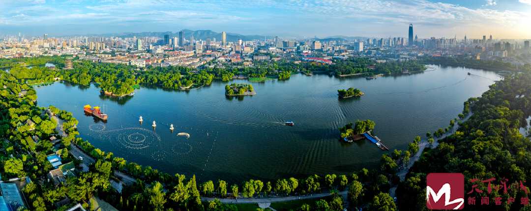 Jinan_ICC's tweet photo. #CharmingJinan #JinanChina
Daming lake, the unparalleled beauty.
#Daming lake, showering in the #sunset after the rain, what an enchanting sight! https://t.co/f3CPJywOi9