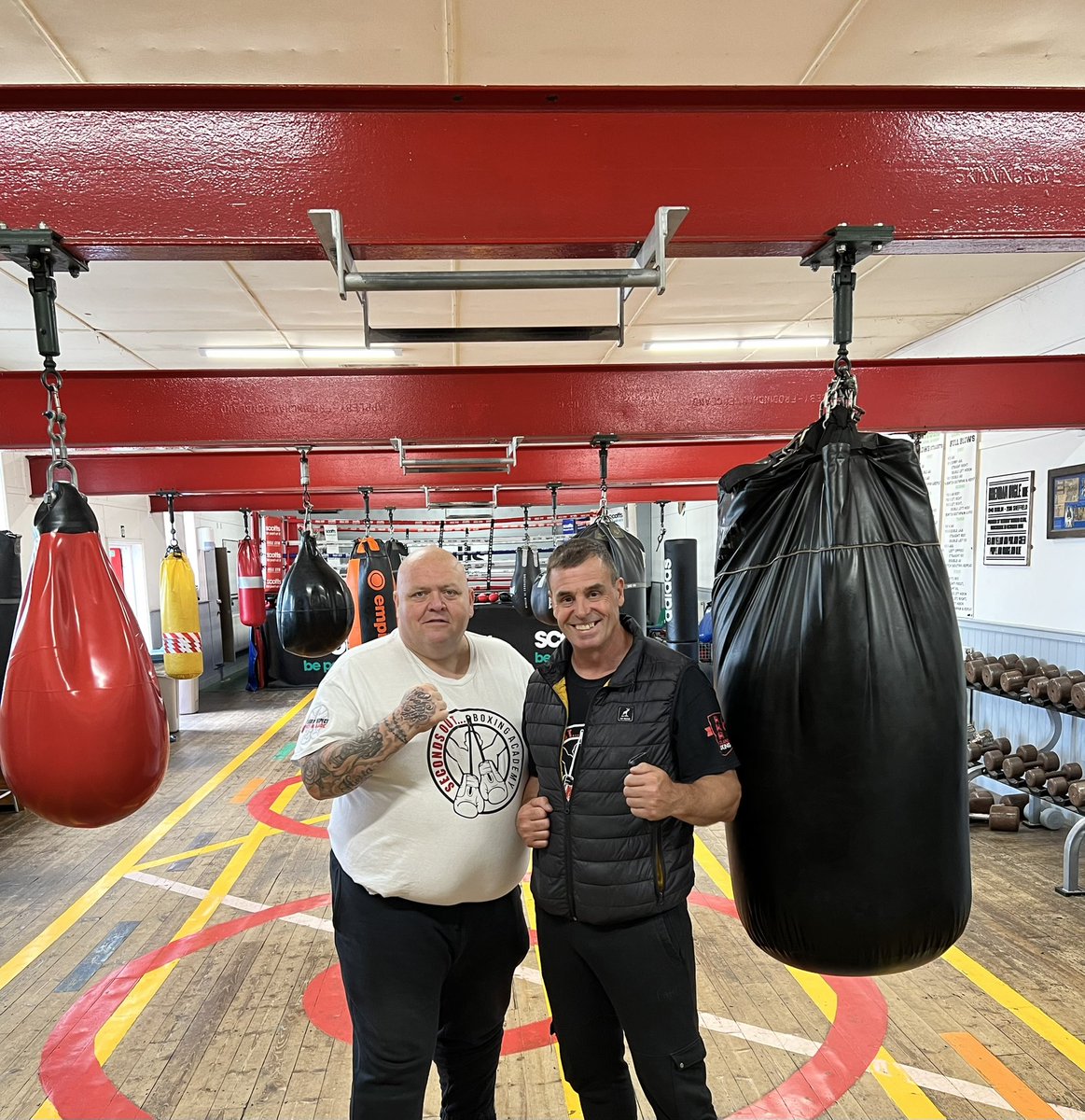SecondsOutBA's tweet image. Great to catch up for refresher training in Rotherham, then on to soak up some atmosphere at St Thomas Boxing Club home of the legendary Brendan Ingle @EmpireFightingC @SecondsOutBA