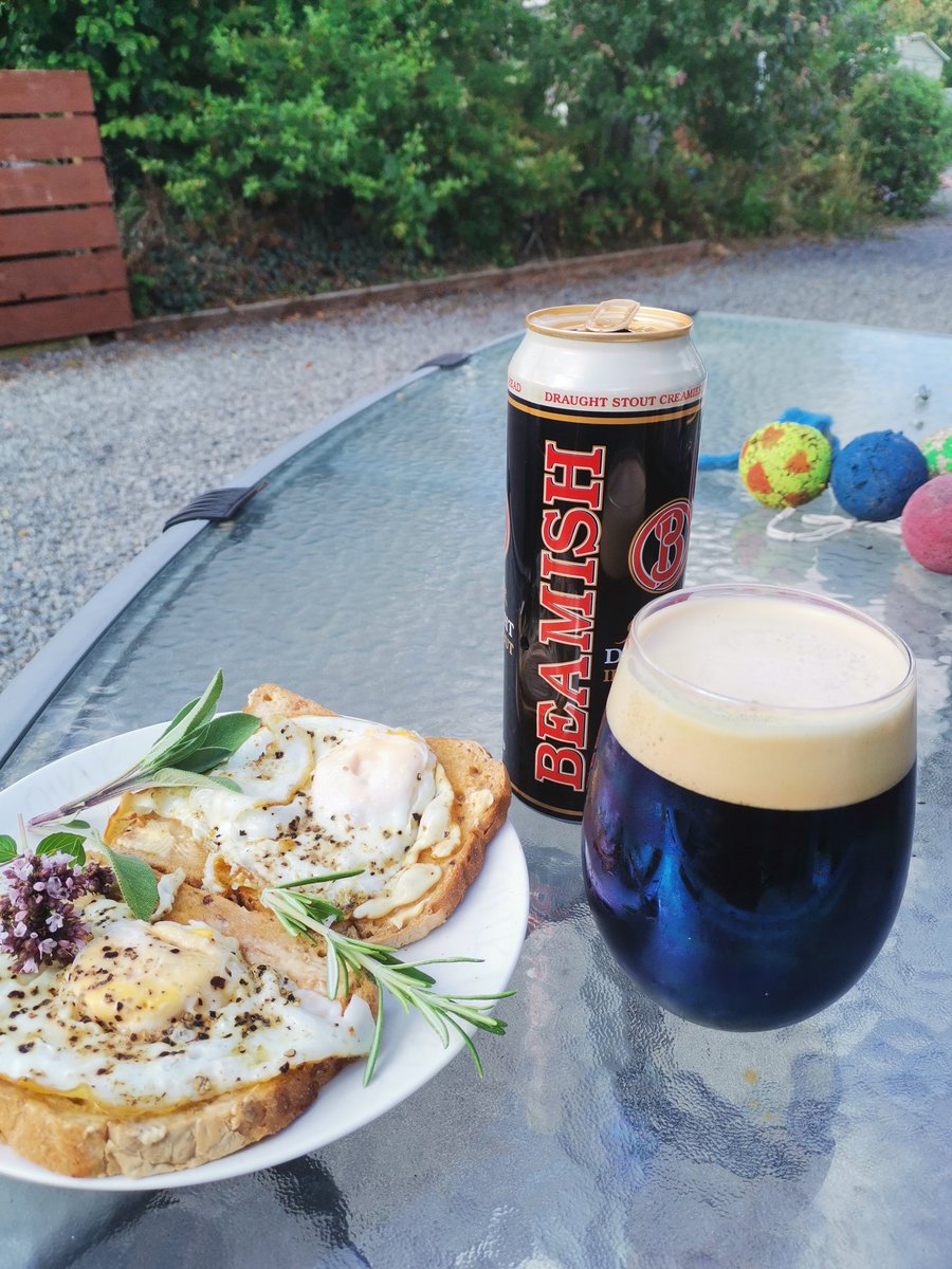 Breakfast on my day off! I really don't care what the chief medical officer thinks or suggests 😄