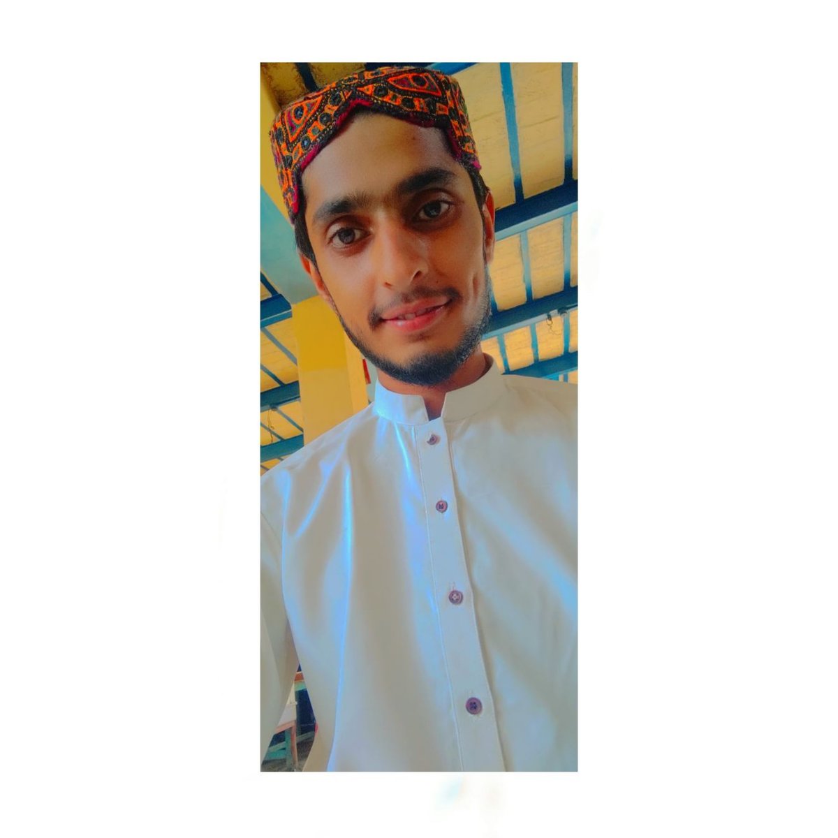Muhamma97020649's tweet photo. Be yourself, there`s no one better
#Ali https://t.co/PWcaNWFnxN