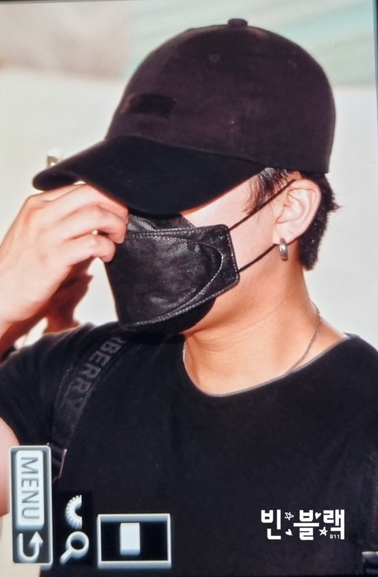 binblack811's tweet photo. 220728 입국 #창빈 https://t.co/GgZMAtozSX