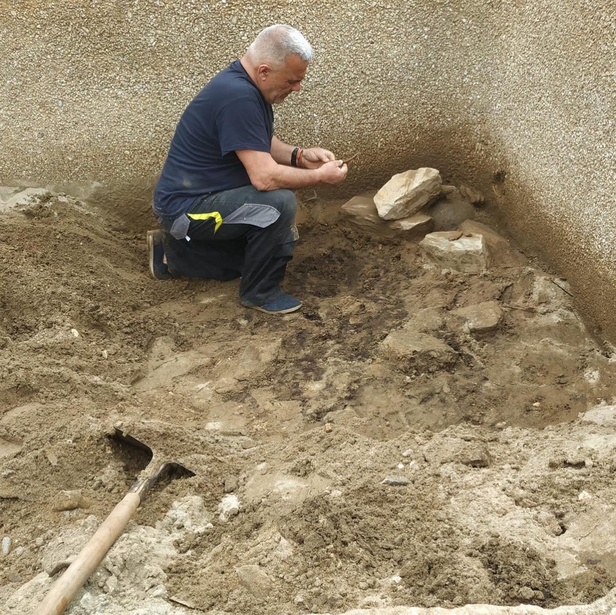 FortesHerves's tweet photo. Feliz Día Internacional de la Arqueología compañeros. https://t.co/F5MzNJLKH4