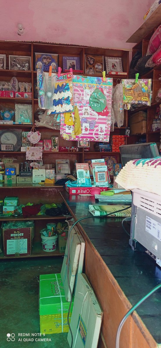 MahilaMoney's tweet photo. She runs her Gift Center which sells gifts items, stationery, toys etc for 2.5 yrs in Kanpur. She took the loan to buy inventory so she could increase her sales. Working on expanding her business is the best gift she could give us! #MMUserStories https://t.co/DmpnjAjPxe