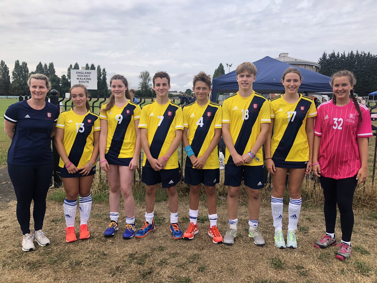 LouiseHutton13's tweet photo. @StourportHC Great effort from the @StourportHC juniors representing West Midlands U15 squads at @EnglandHockey Challenge Cup. 💪🏻🏑 Fantastic venue and superbly run event! https://t.co/mW1WPxMNn9